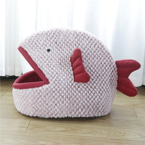 Fish-Shaped Pet Bed for Cats & Small Dogs — Semi-Enclosed Cozy Nest with Soft Korean Velvet, Washable